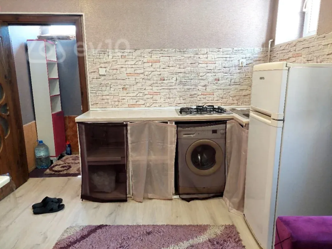 Kirayə verilir 2 otaqlı həyət evi 45 m²