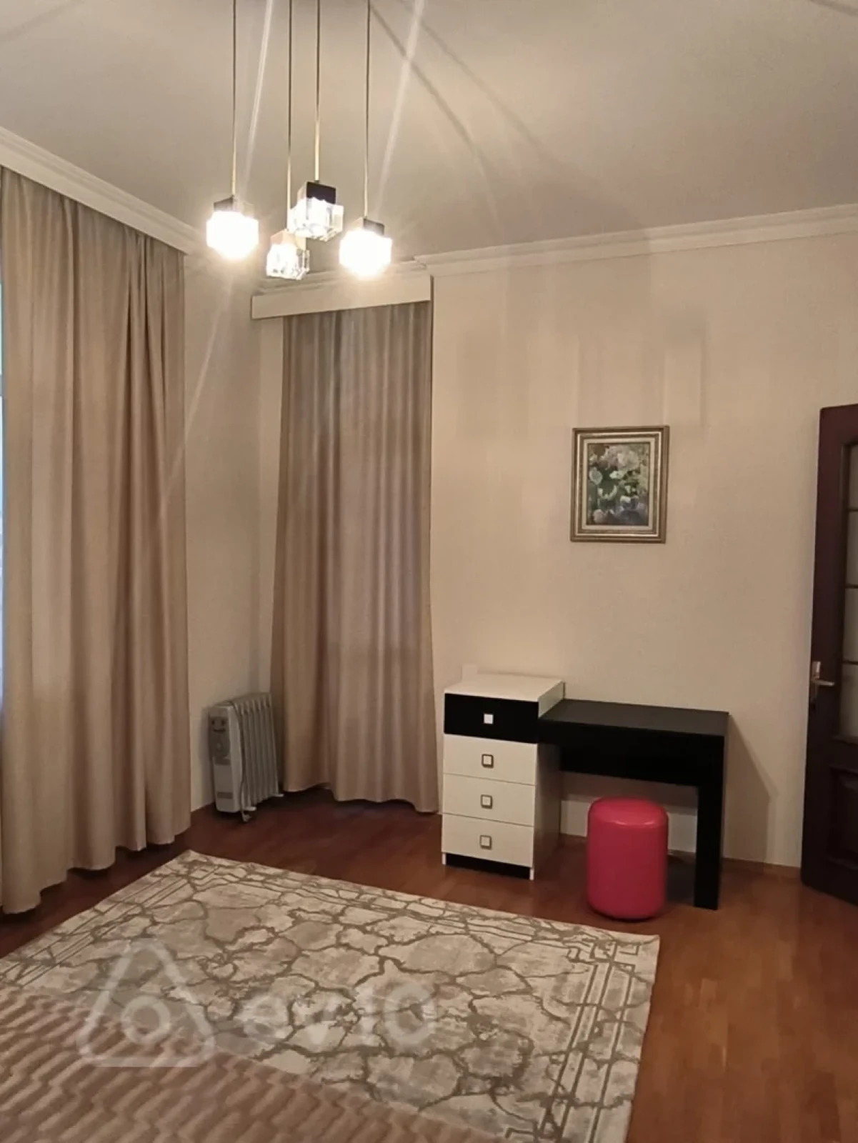 Kirayə verilir 3 otaqlı yeni tikili 110 m²