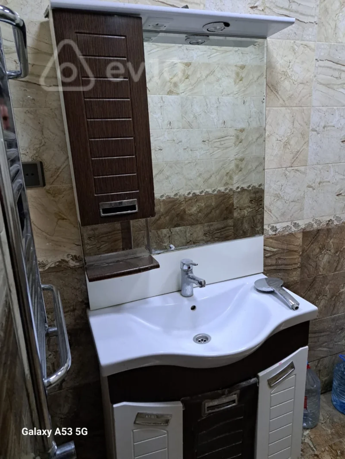 Kirayə verilir 1 otaqlı köhnə tikili 45 m²