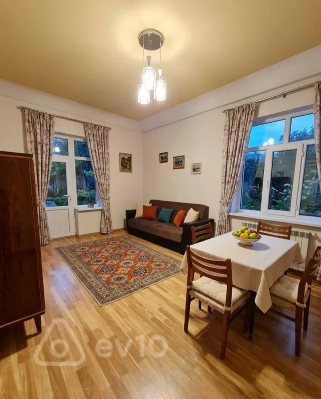 Kirayə verilir 1 otaqlı köhnə tikili 45 m²