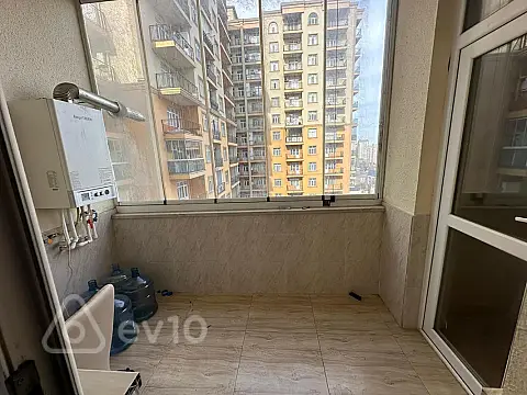 Kirayə verilir 2 otaqlı yeni tikili 110 m²
