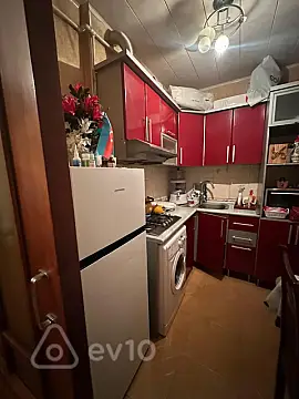 Kirayə verilir 2 otaqlı köhnə tikili 50 m²