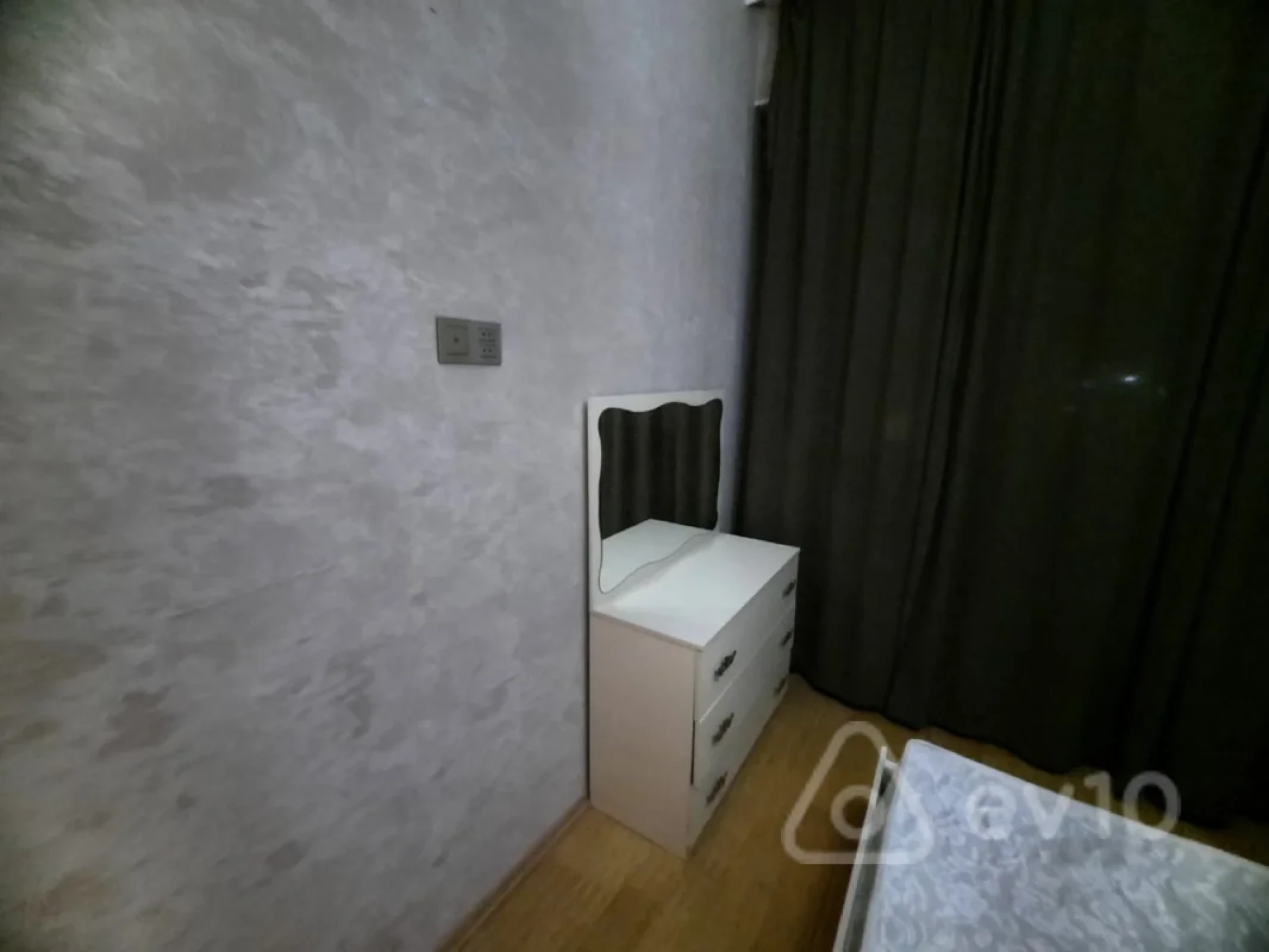 Kirayə verilir 2 otaqlı yeni tikili 65 m²