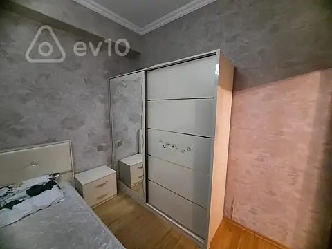 Kirayə verilir 2 otaqlı yeni tikili 65 m²