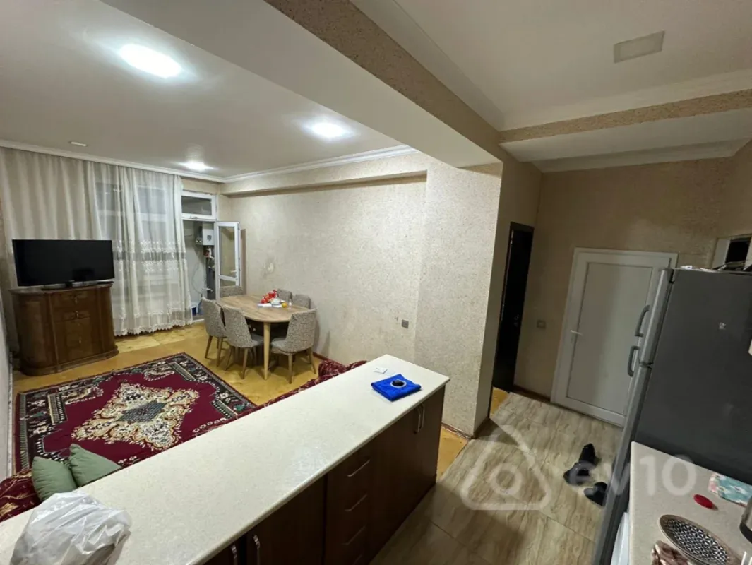 Kirayə verilir 2 otaqlı yeni tikili 47 m²