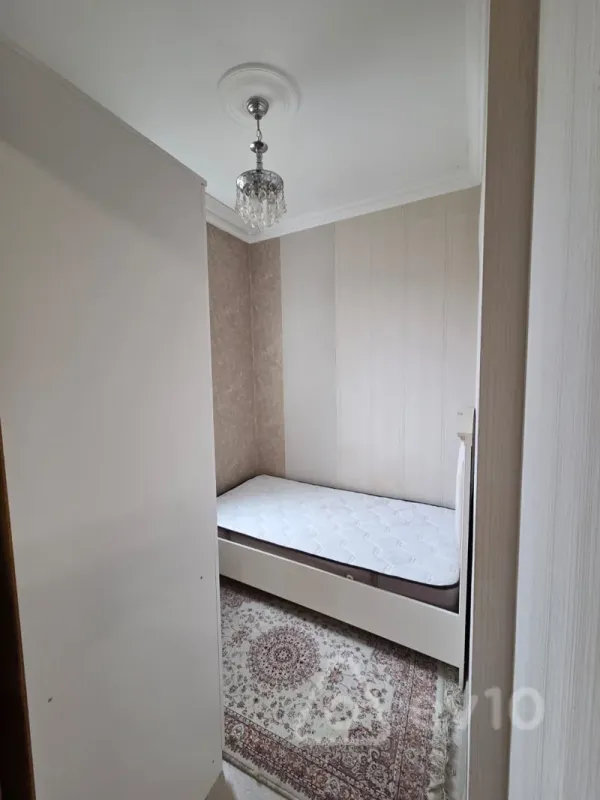 Kirayə verilir 2 otaqlı köhnə tikili 35 m²