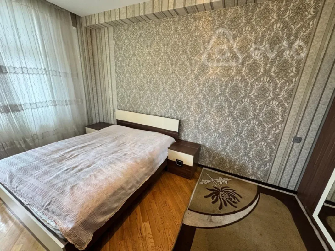 Kirayə verilir 2 otaqlı yeni tikili 68 m²