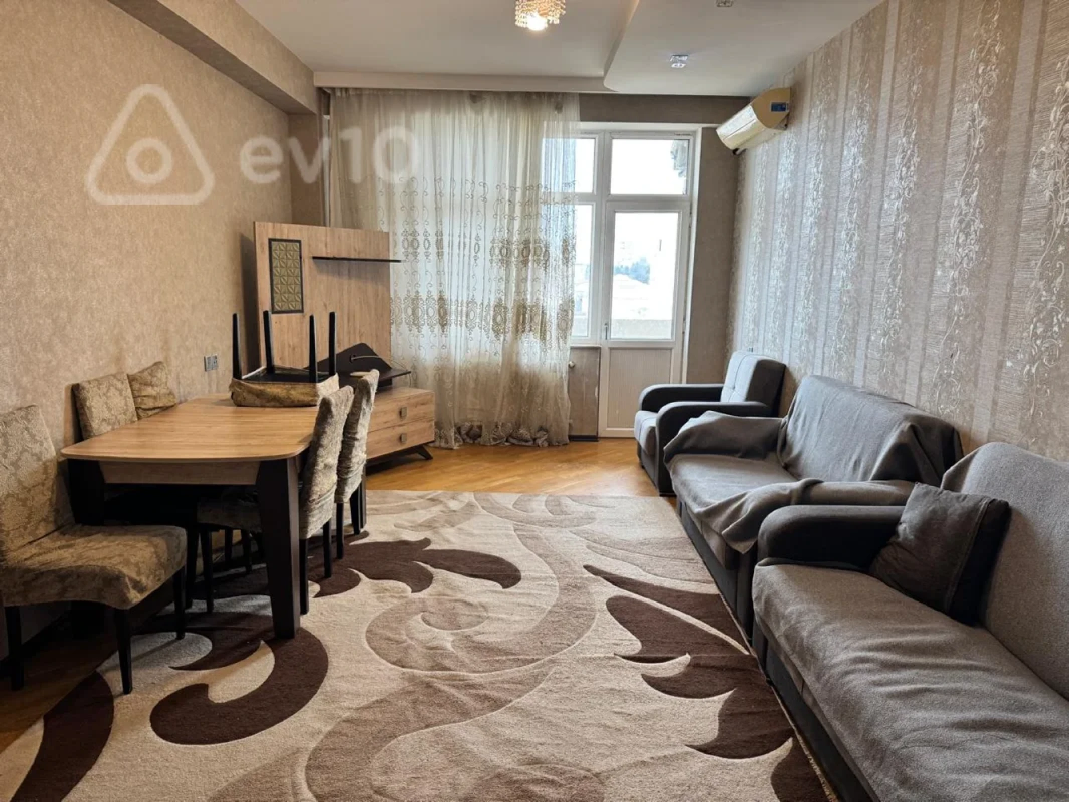 Kirayə verilir 2 otaqlı yeni tikili 68 m²