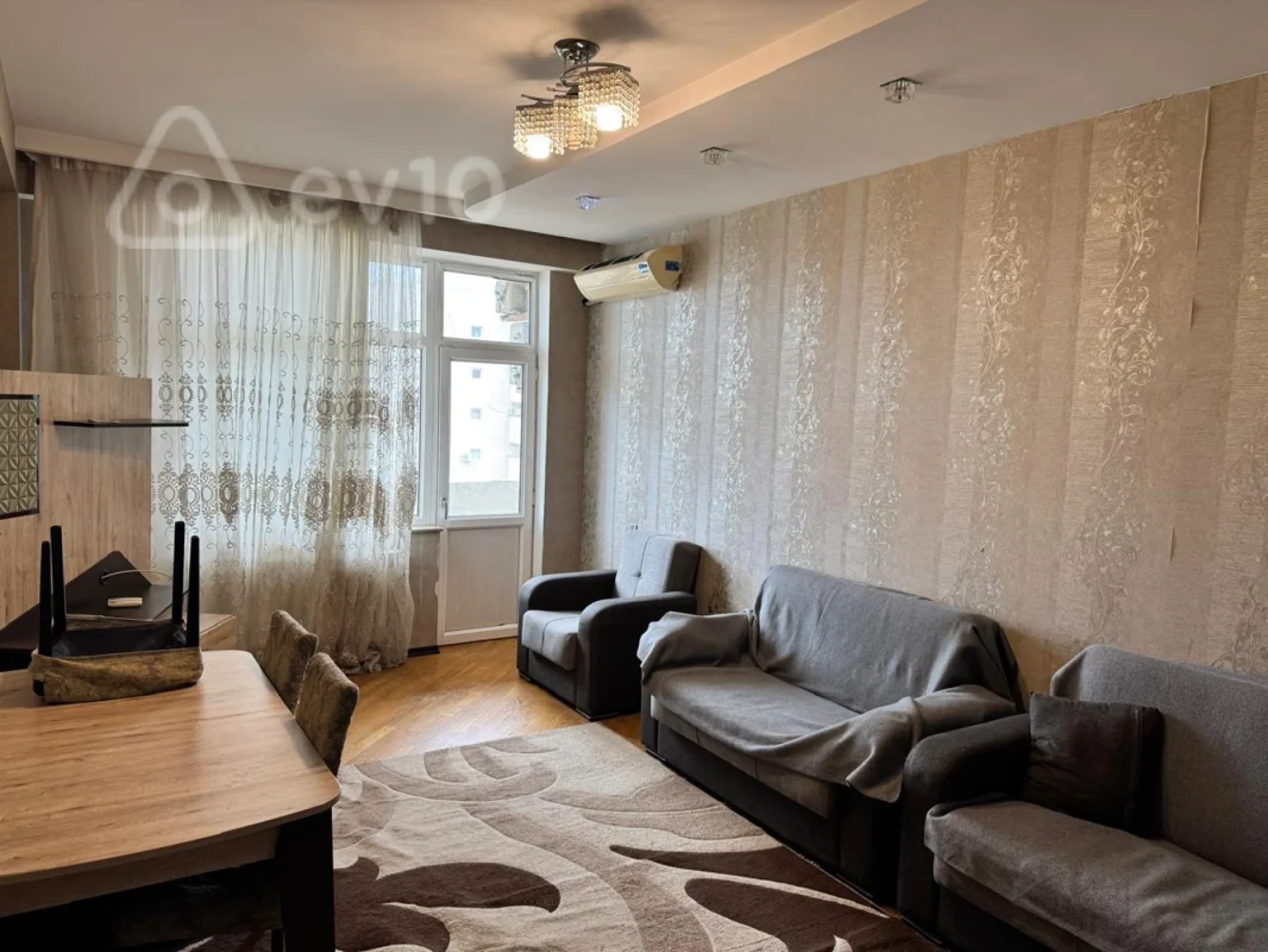 Kirayə verilir 2 otaqlı yeni tikili 68 m²