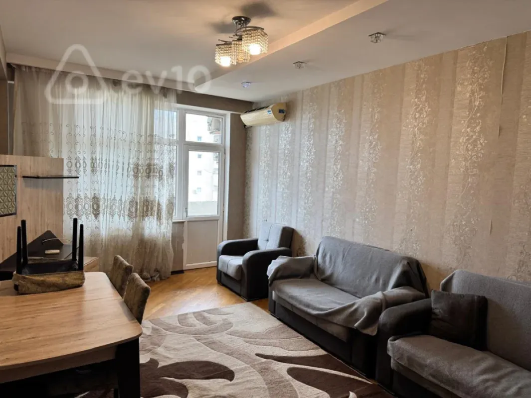 Kirayə verilir 2 otaqlı yeni tikili 68 m²