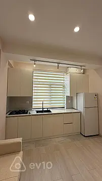 Kirayə verilir 2 otaqlı yeni tikili 55 m²