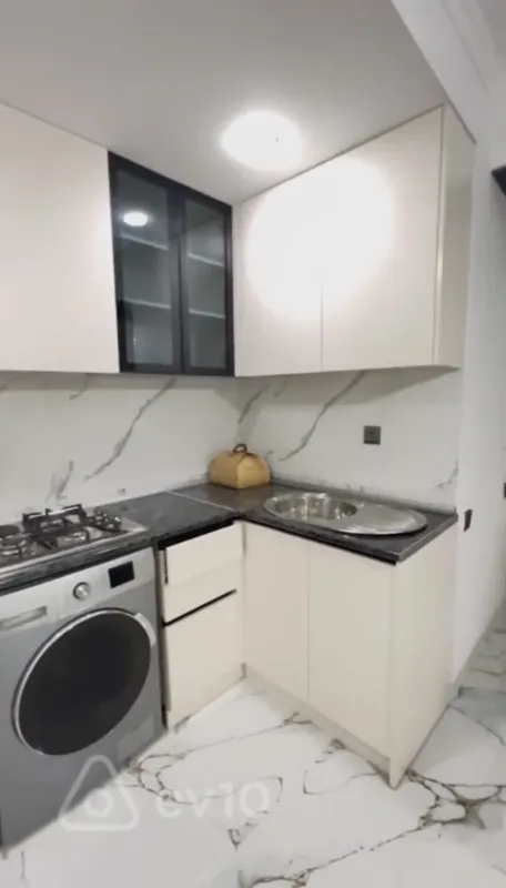 Kirayə verilir 2 otaqlı yeni tikili 60 m²
