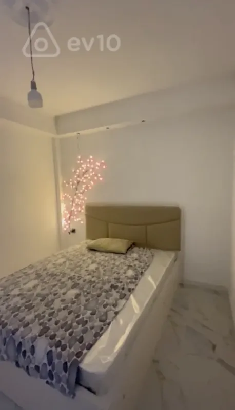 Kirayə verilir 2 otaqlı yeni tikili 60 m²