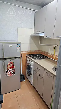 Kirayə verilir 2 otaqlı köhnə tikili 28 m²