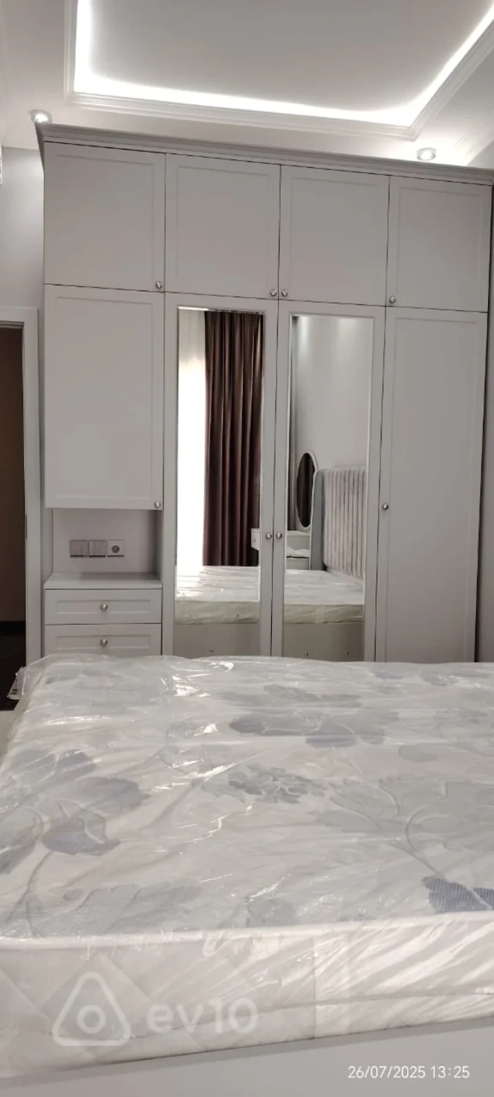 Kirayə verilir 2 otaqlı yeni tikili 90 m²