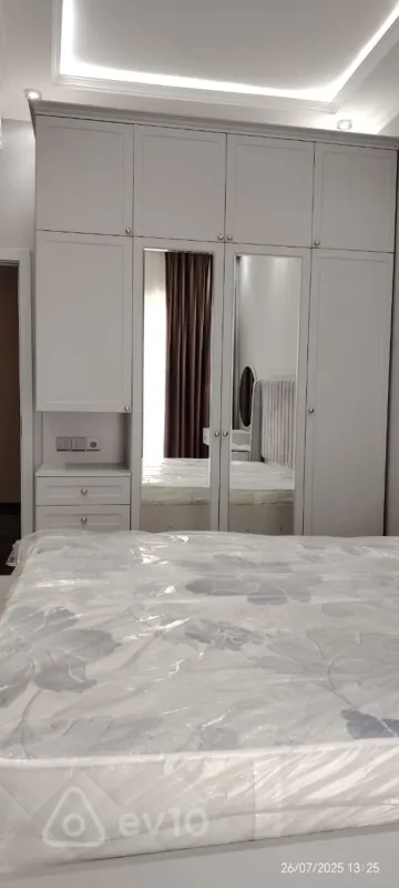 Kirayə verilir 2 otaqlı yeni tikili 90 m²