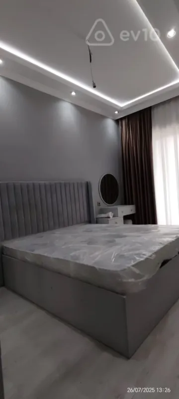 Kirayə verilir 2 otaqlı yeni tikili 90 m²