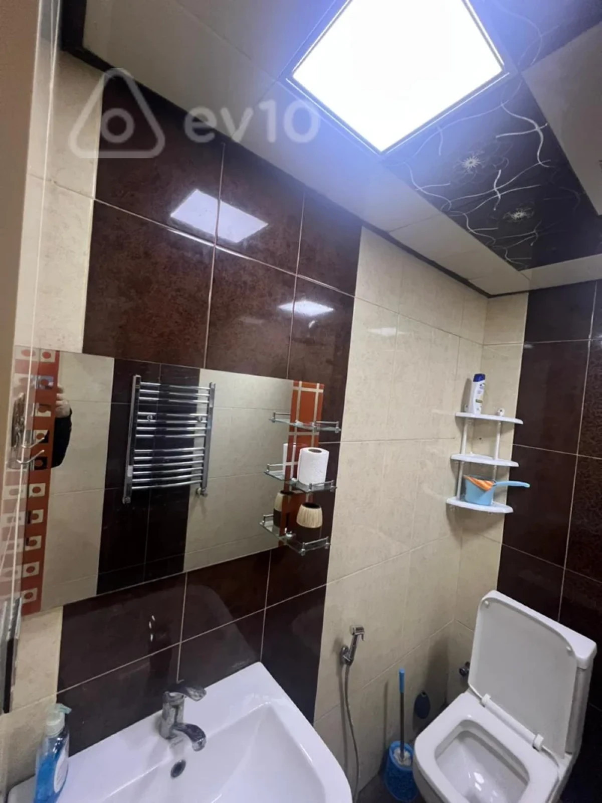 Kirayə verilir 2 otaqlı yeni tikili 80 m²