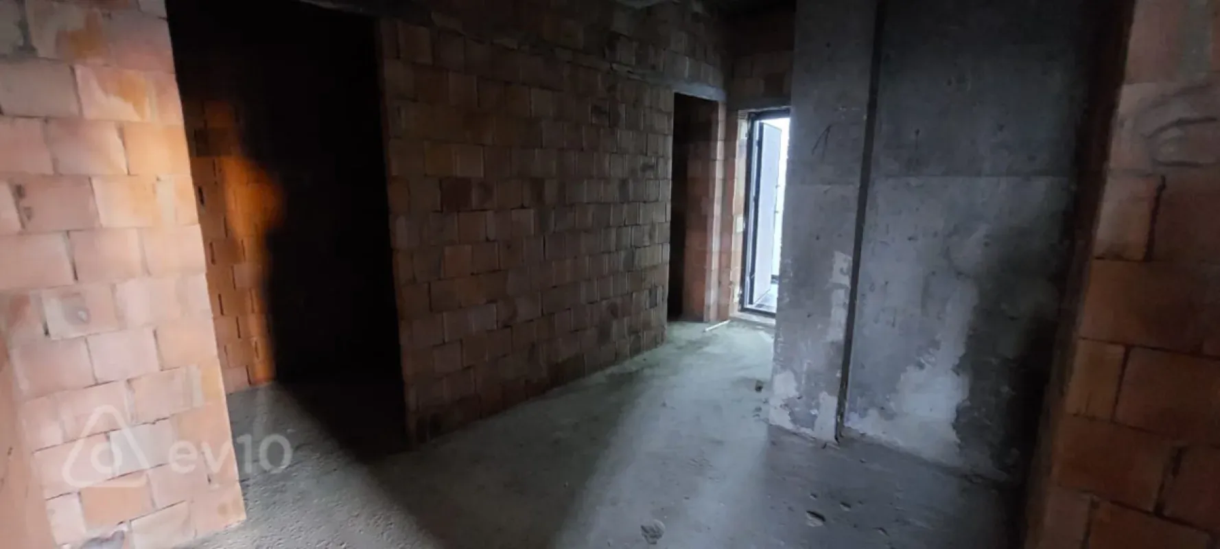 Satılır 3 otaqlı yeni tikili 146 m²