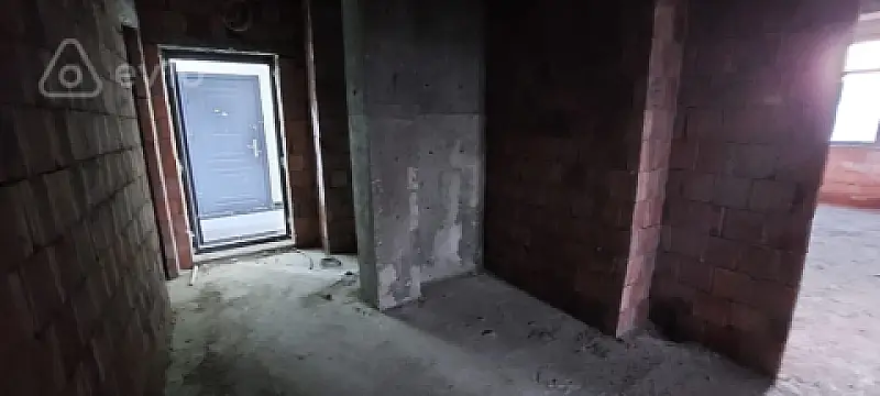 Satılır 3 otaqlı yeni tikili 146 m²