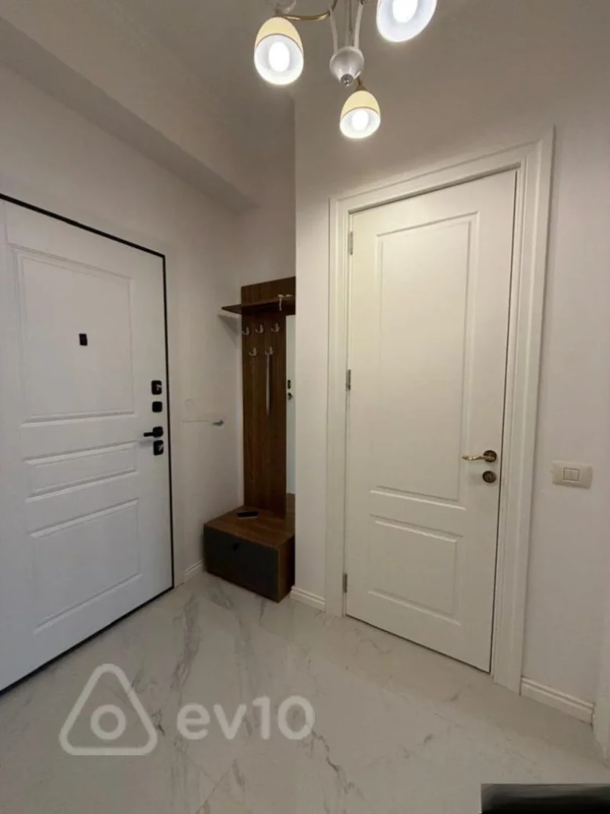 Kirayə verilir 2 otaqlı yeni tikili 80 m²