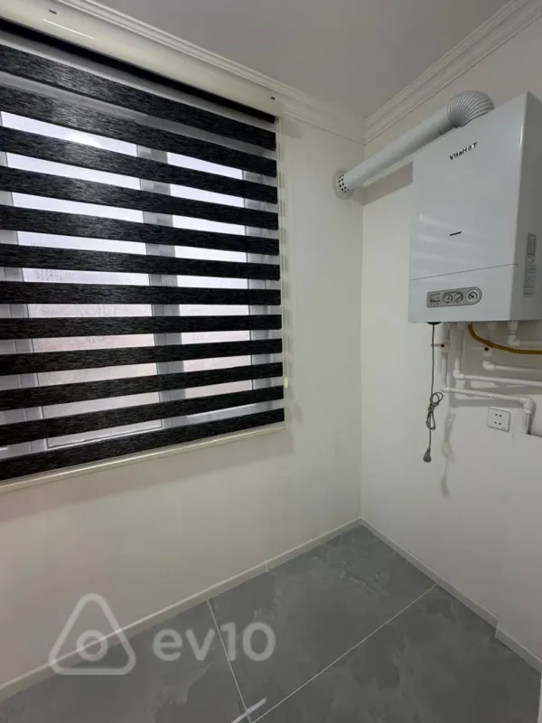 Satılır 2 otaqlı köhnə tikili 48 m²