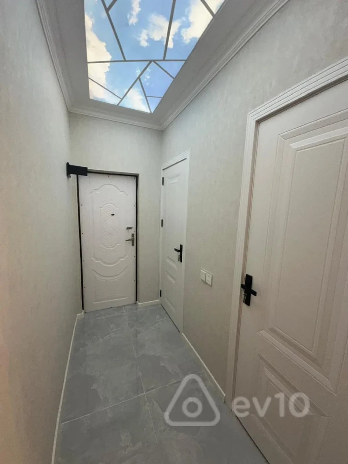 Satılır 2 otaqlı köhnə tikili 48 m²