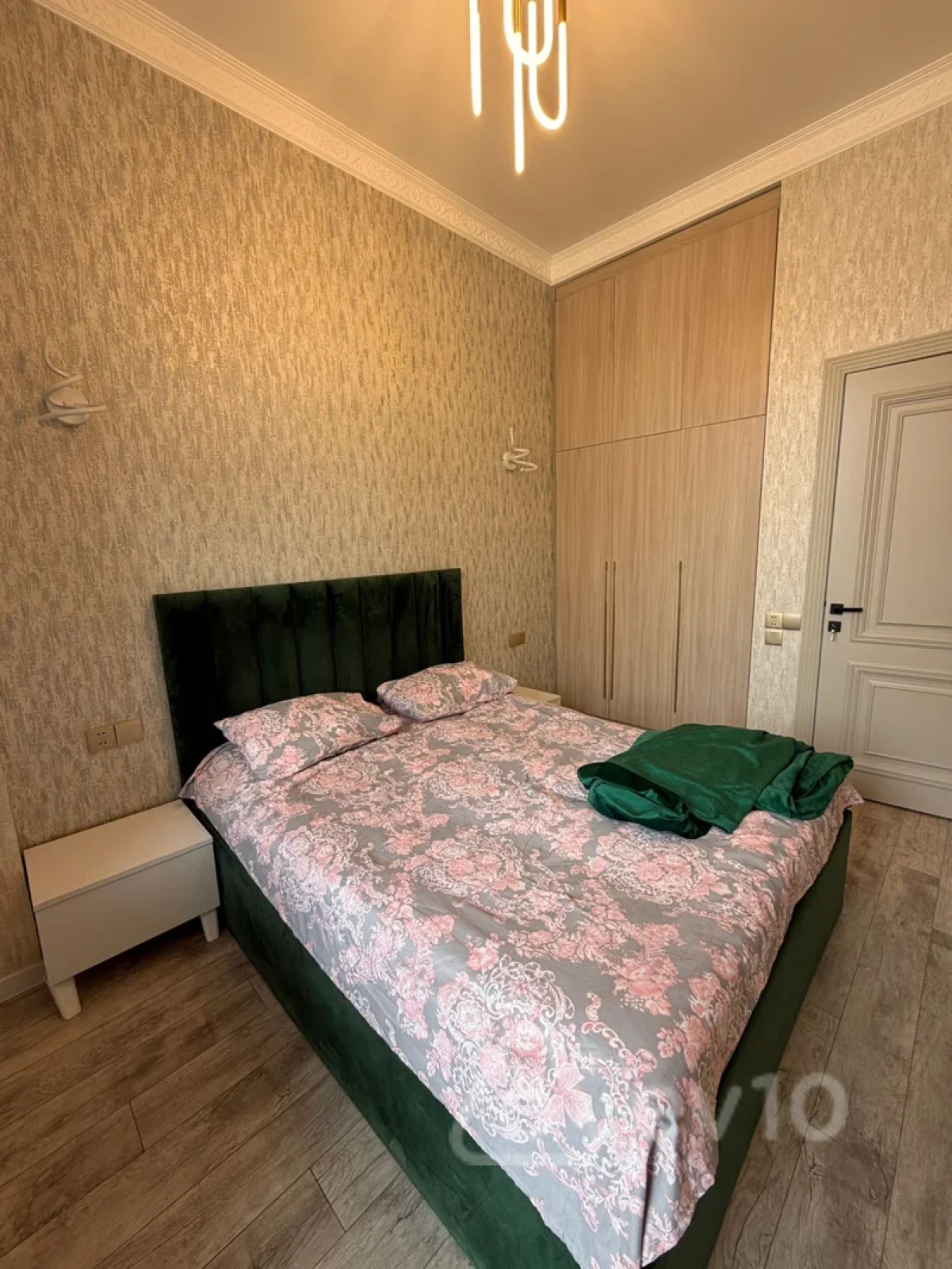 Kirayə verilir 2 otaqlı yeni tikili 70 m²