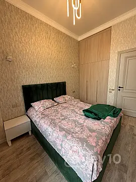 Kirayə verilir 2 otaqlı yeni tikili 70 m²