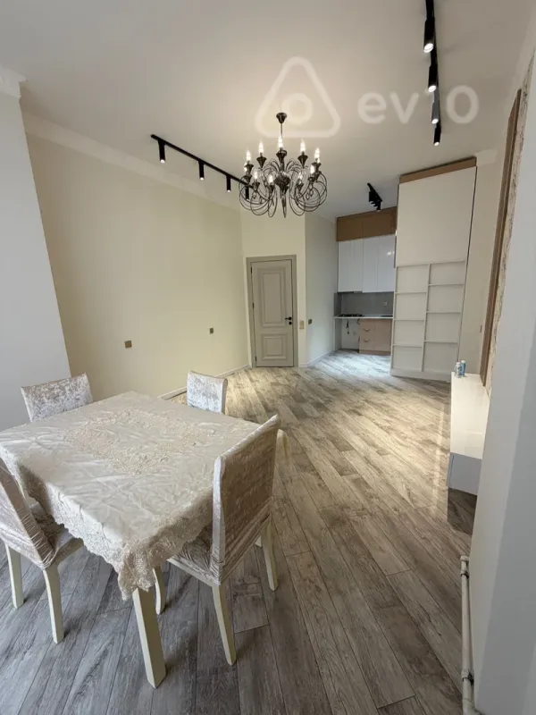 Kirayə verilir 2 otaqlı yeni tikili 70 m²