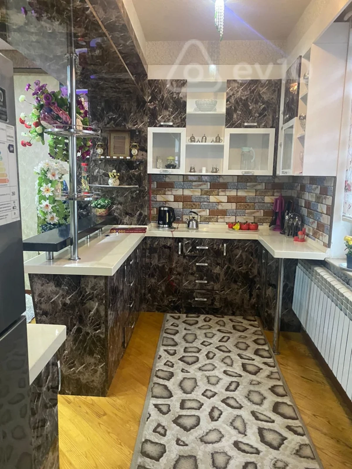 Kirayə verilir 2 otaqlı yeni tikili 80 m²