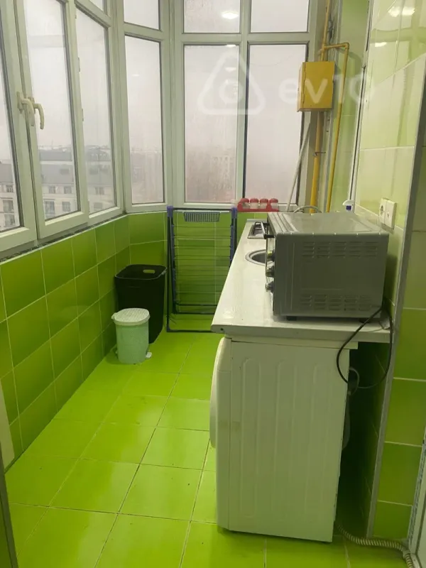 Kirayə verilir 2 otaqlı yeni tikili 80 m²