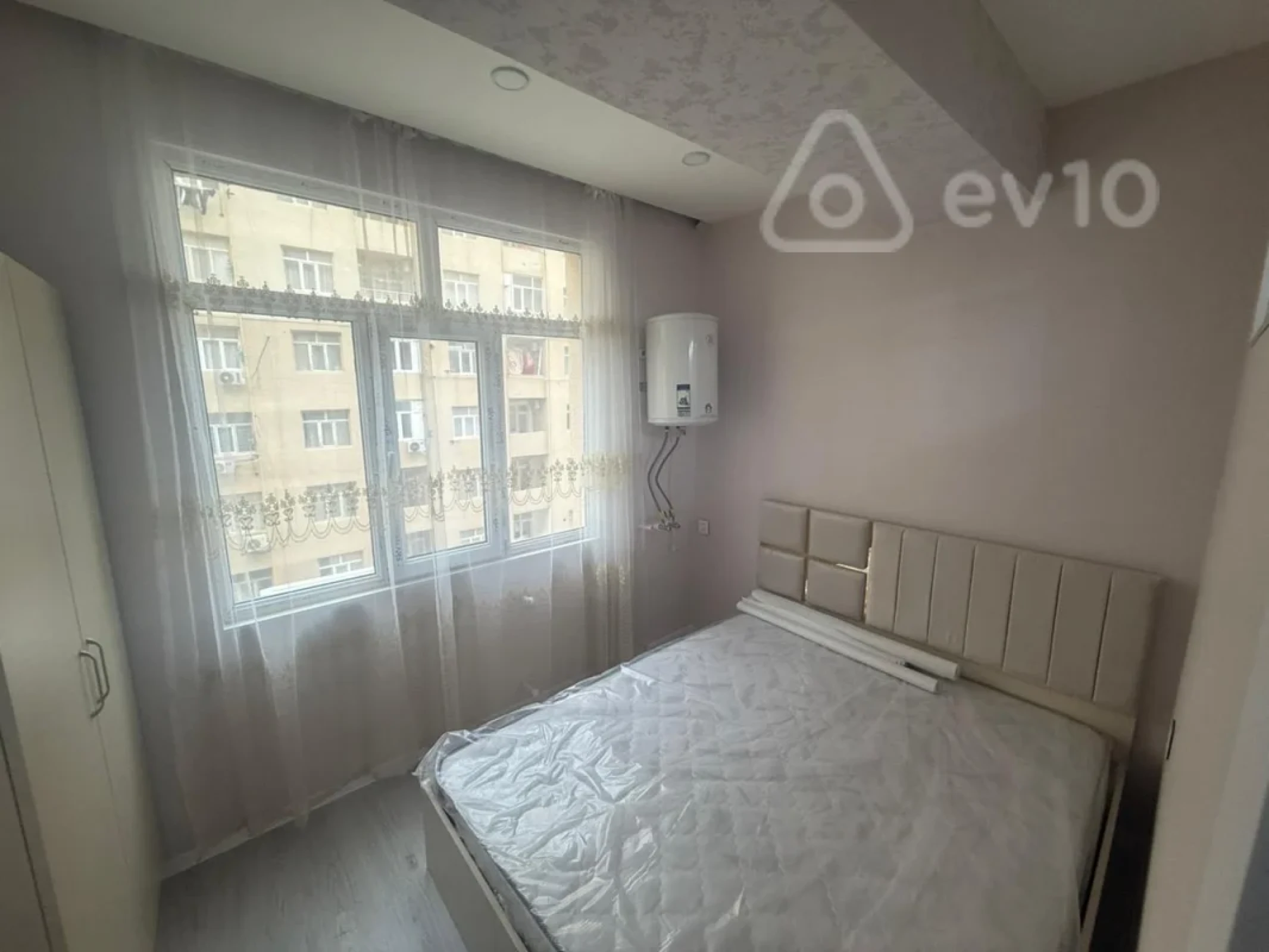 Kirayə verilir 2 otaqlı yeni tikili 45 m²