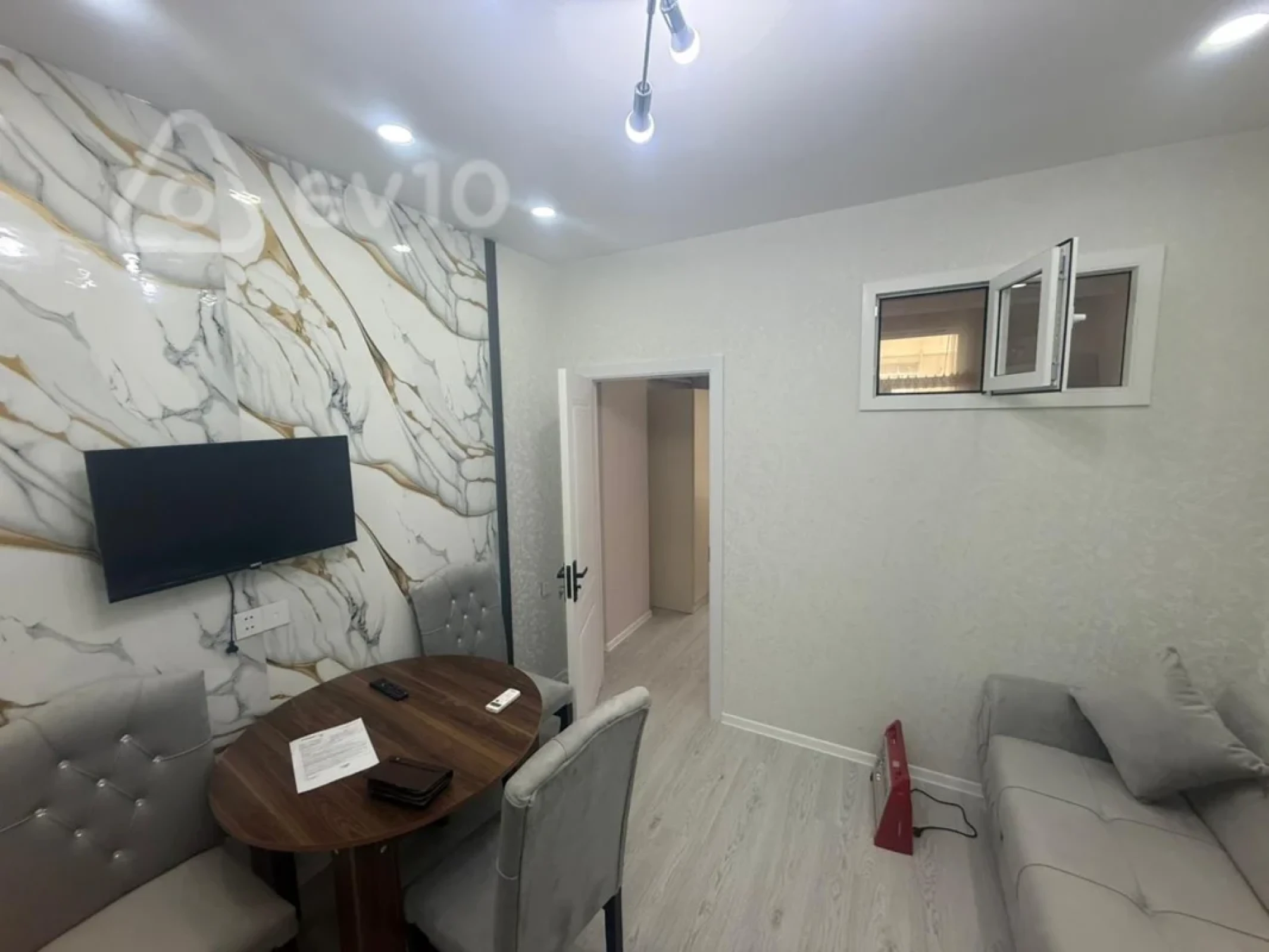 Kirayə verilir 2 otaqlı yeni tikili 45 m²