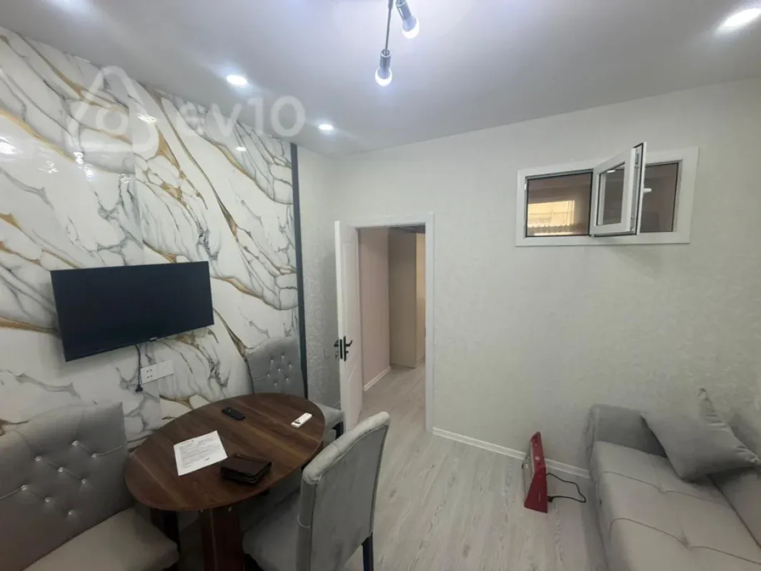 Kirayə verilir 2 otaqlı yeni tikili 45 m²