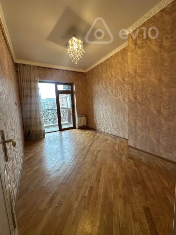 Kirayə verilir 3 otaqlı ofis 100 m²