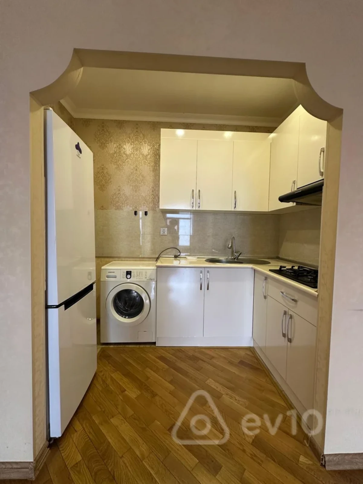 Kirayə verilir 3 otaqlı ofis 100 m²