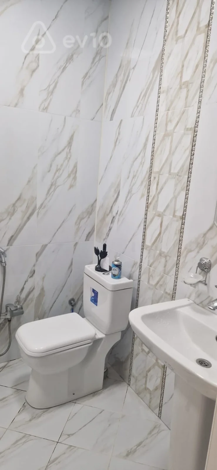 Kirayə verilir 3 otaqlı yeni tikili 80 m²