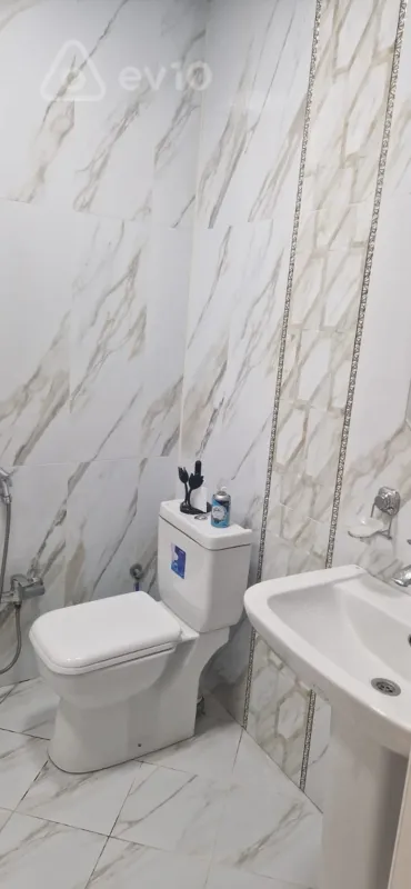 Kirayə verilir 3 otaqlı yeni tikili 80 m²