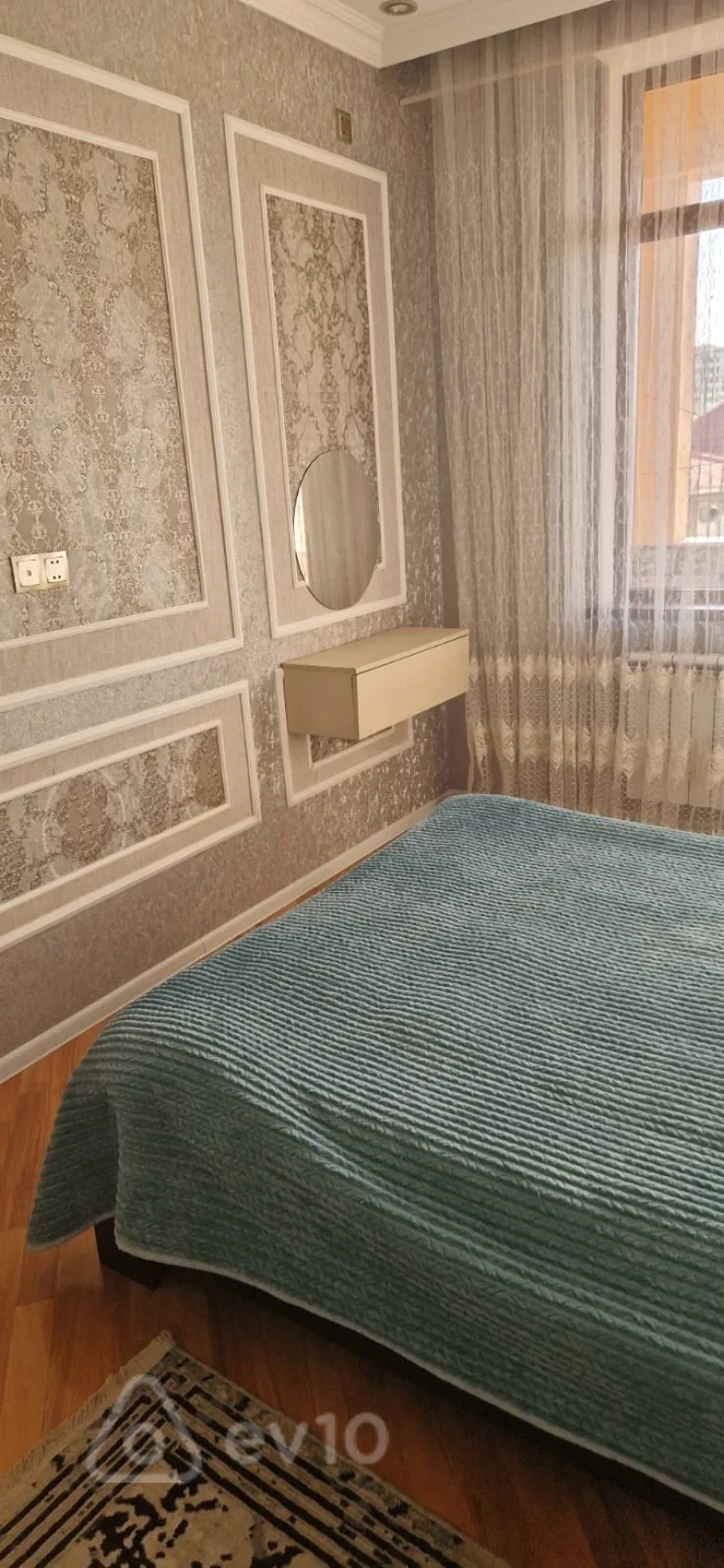 Kirayə verilir 3 otaqlı yeni tikili 80 m²