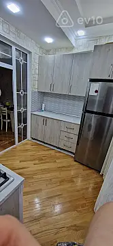 Kirayə verilir 3 otaqlı yeni tikili 80 m²