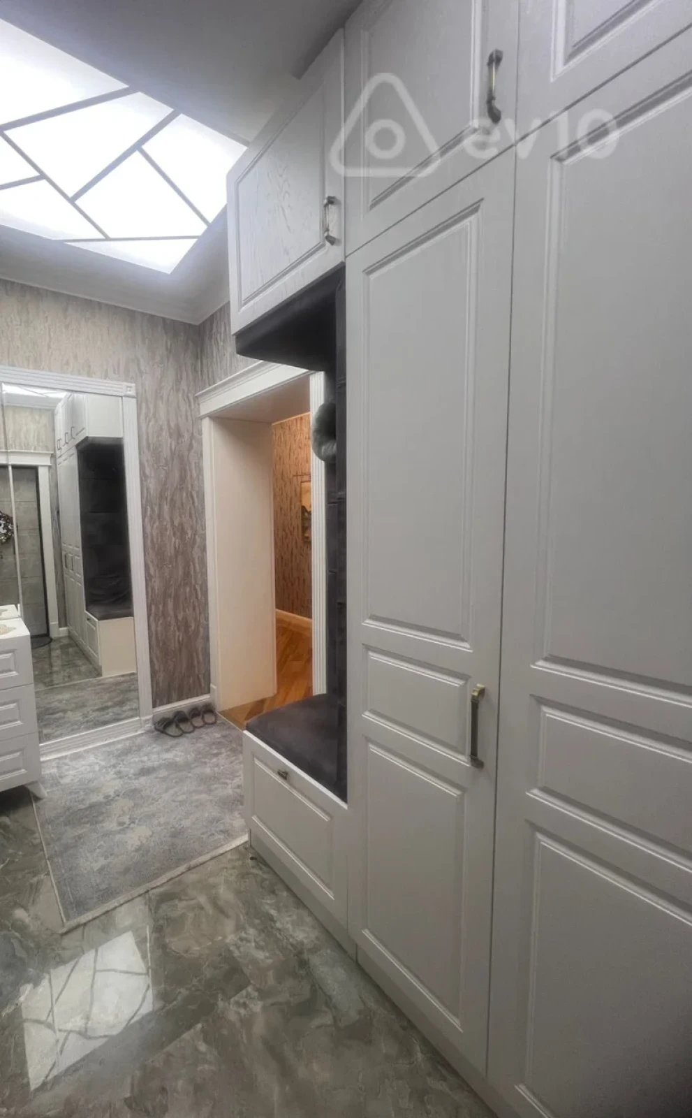 Kirayə verilir 3 otaqlı yeni tikili 55 m²