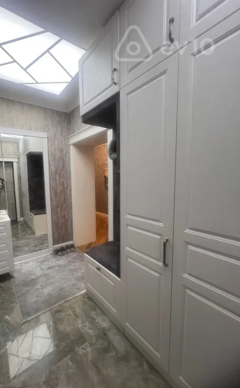 Kirayə verilir 3 otaqlı yeni tikili 55 m²