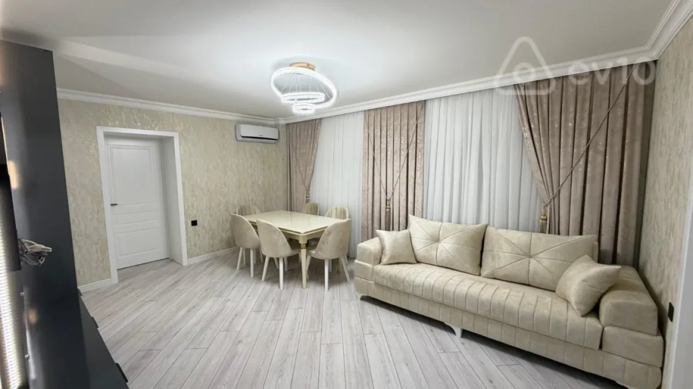 Satılır 3 otaqlı köhnə tikili 60 m²