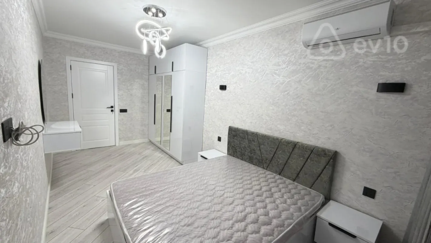 Satılır 3 otaqlı köhnə tikili 60 m²