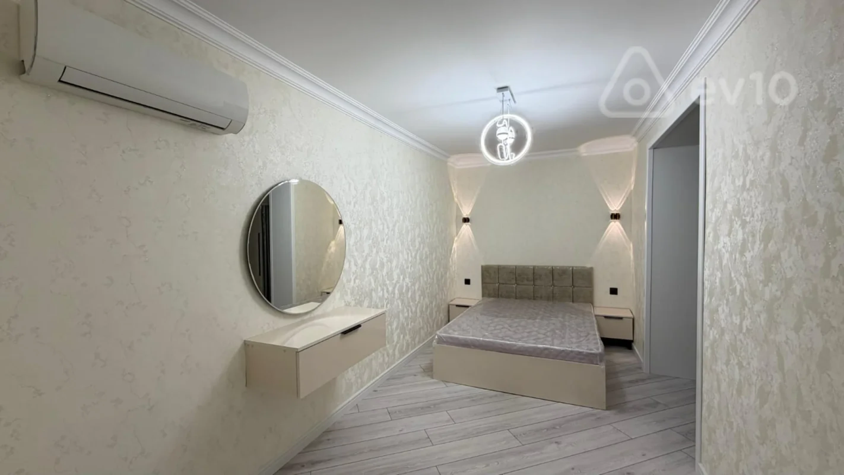 Satılır 3 otaqlı köhnə tikili 60 m²