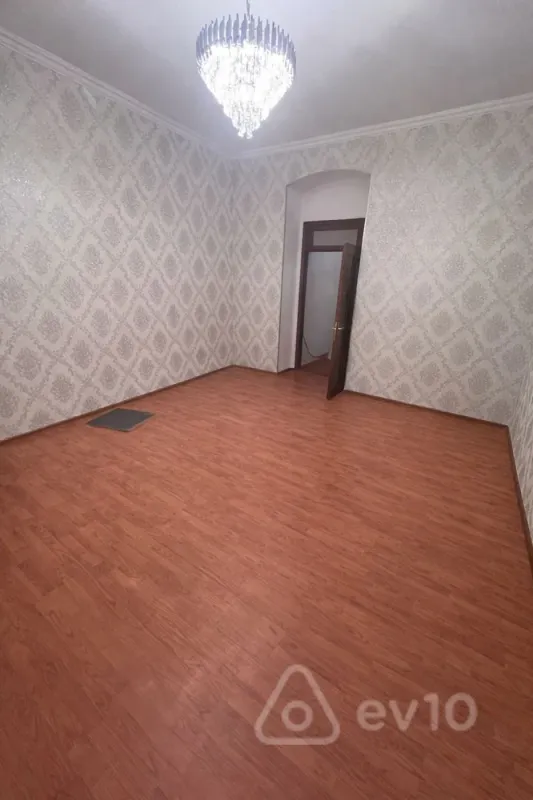 Kirayə verilir 2 otaqlı həyət evi 45 m²