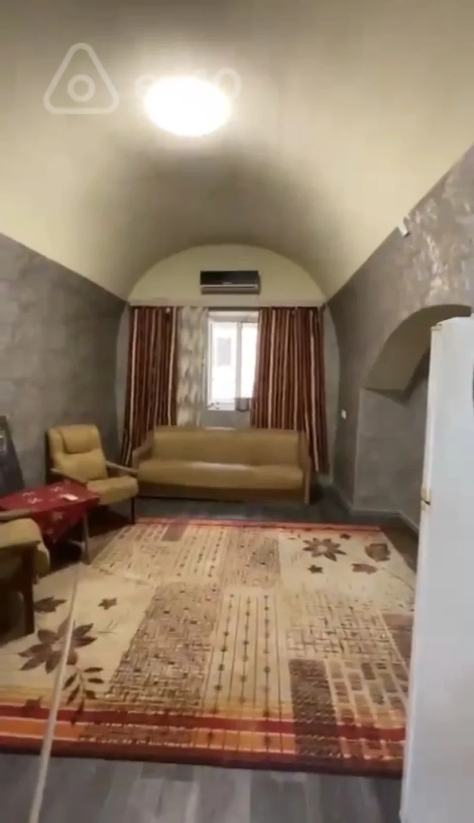 Kirayə verilir 2 otaqlı köhnə tikili 60 m²