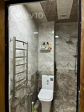 Kirayə verilir 2 otaqlı köhnə tikili 45 m²