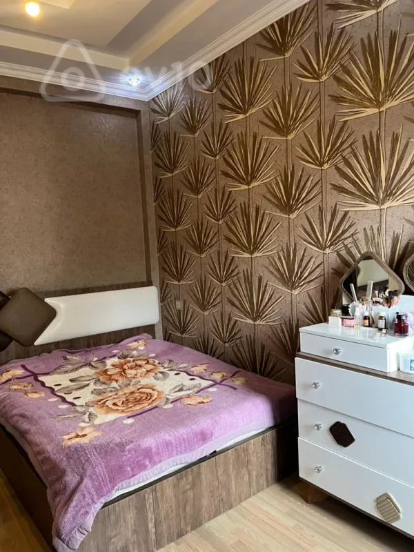 Kirayə verilir 2 otaqlı köhnə tikili 45 m²